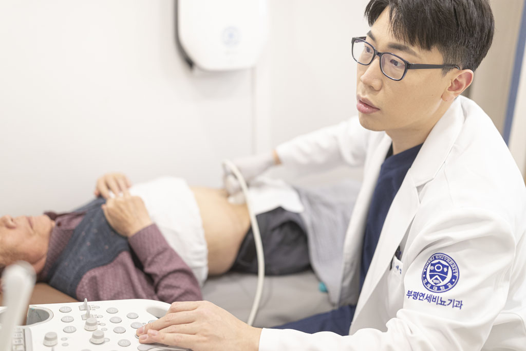 부평연세비뇨기과 전립선 2.검사 — 부평동 부평동 비뇨기과 혈뇨 관련 진료